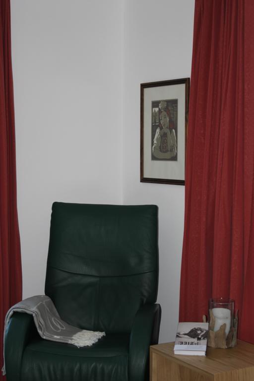 Valbella Bed & Breakfast Partenen Dış mekan fotoğraf